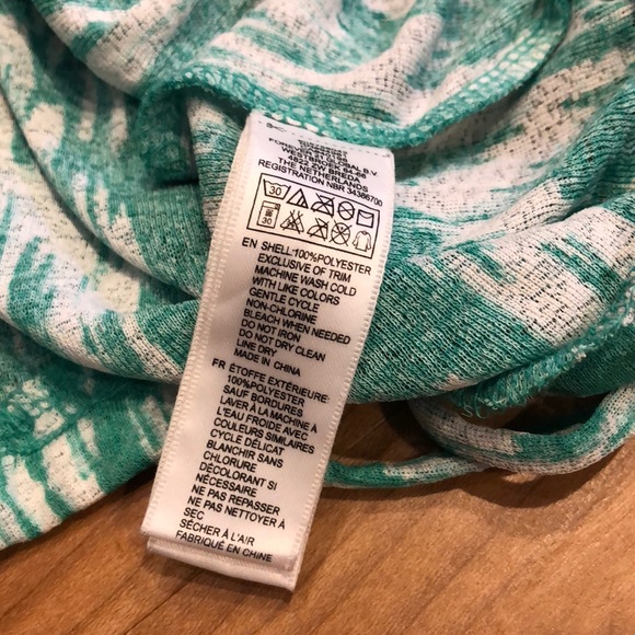 Adorable, FOREVER 21 tank!! - Picture 5 of 6